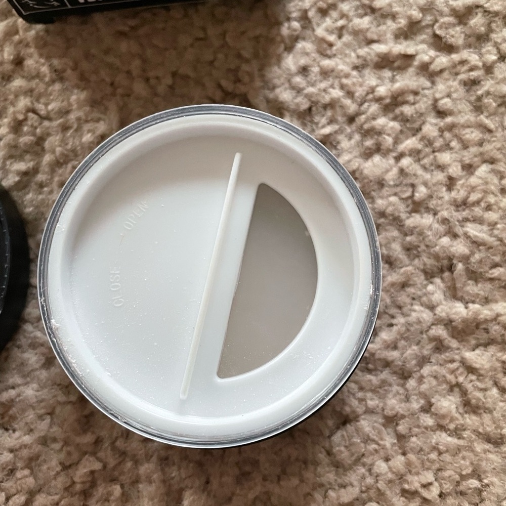Milk Makeup Powder - Picture 2 of 2